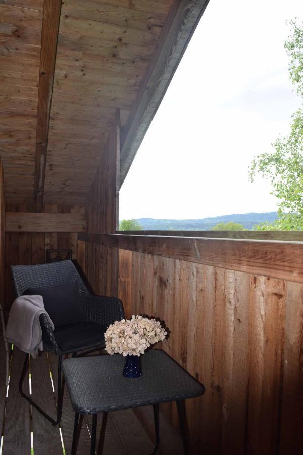 Birken Chalet Falkenfels Buitenkant foto