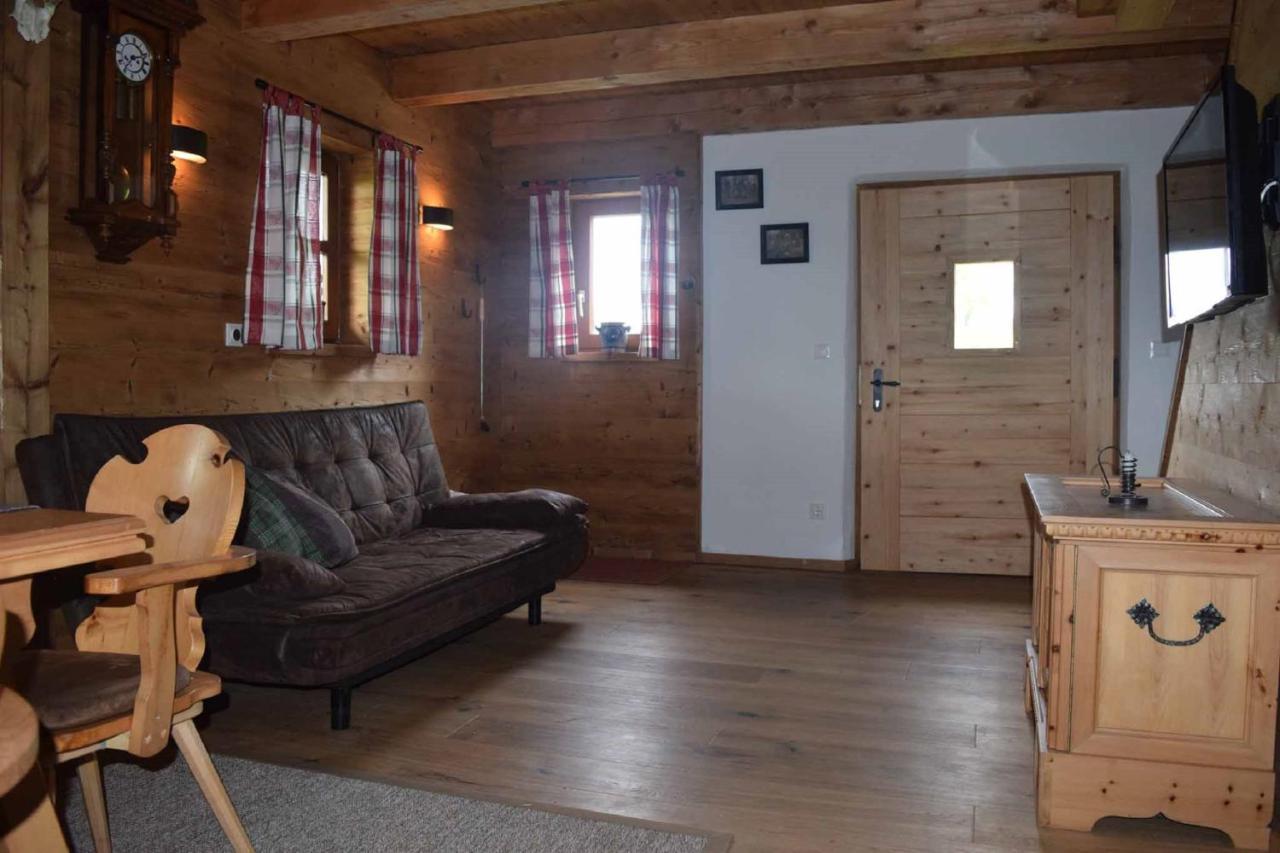 Birken Chalet Falkenfels Buitenkant foto